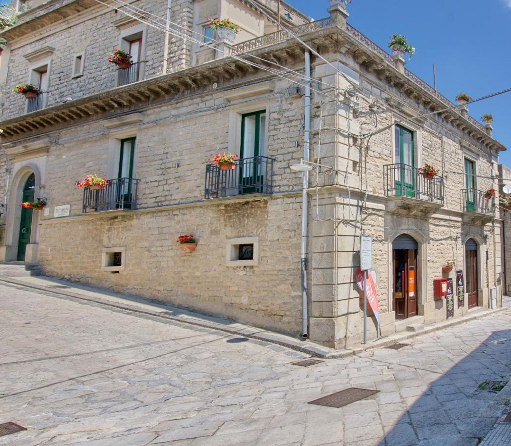 Domus Aurea Bed and Breakfast Montalbano Elicona Buitenkant foto