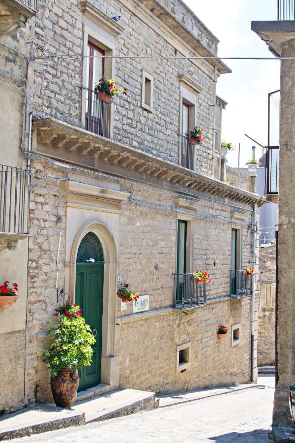 Domus Aurea Bed and Breakfast Montalbano Elicona Buitenkant foto